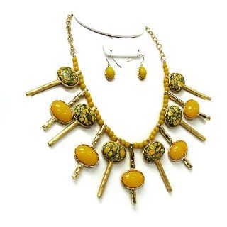 193l 87 Oval Bead Gold Plated Yellow Necklace Earring Set: Jewelry