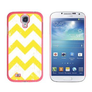 Graphics and More Vintage Chevrons Yellow Snap On Hard Protective Case for Samsung Galaxy S4   Non Retail Packaging   Pink: Cell Phones & Accessories