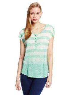 Levi's Women's Stripe Easy Tee Shirt at  Womens Clothing store
