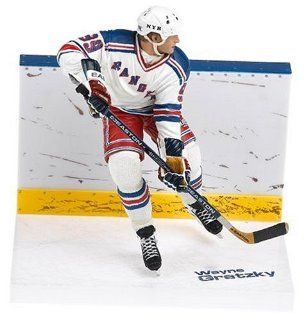 NHL Legends Series 3 Figure: Wayne Gretzky   Red, White and Blue Jersey: Toys & Games