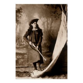 1898 Photo of Miss Annie Oakley Holding a Rifle Poster