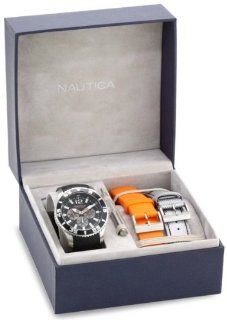 Men Nautica N19586G Stainless Steel Case Black Dial Rubber Strap Day and Date D Watches