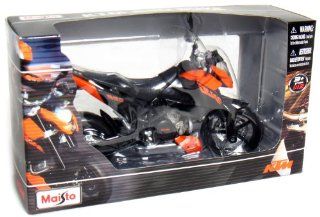 Maisto 1/12 Scale Motorcycle: KTM 690 Duke: Toys & Games