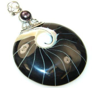 Shell Women's Silver Pendant 14.40g (color: black, dim.: 2 3/4, 1 7/8, 1/4 inch). Shell, Fresh Water Pearl Crafted in 925 Sterling Silver only ONE pendant available   pendant entirely handmade by the most gifted artisans   one of a kind world wide item