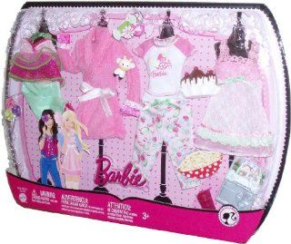 Barbie 2009 Doll Clothes Fashion N7481 Candy Theme Pajama Outfit   Bathrobe, 2 Pajama Tops, 2 Pajama Pants, Pajama Dress, Pet Figure, Ice Cream with Bowl, Glass with Straw and "Portable DVD Player": Toys & Games