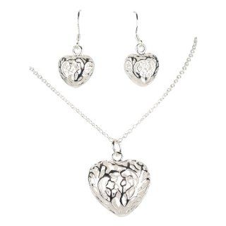 Silver Tone Heart Shaped Jewelry Set For Women Or Teens: Jewelry