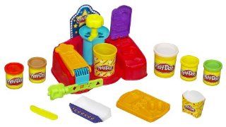 Play doh Fun Food Poppin Movie Snacks: Toys & Games