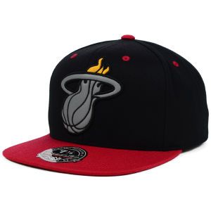 Miami Heat Mitchell and Ness NBA Reflectice Fitted Cap