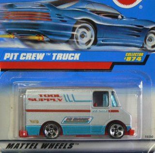 Mattel Hot Wheels 1998 1:64 Scale Silver Pit Crew Truck Die Cast Car Collector #874: Toys & Games