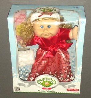 Cabbage Patch Kids Doll 2012 Limited Edition Holiday Blonde Hair Blue Eyes (Age: 3 Years and Up): Toys & Games