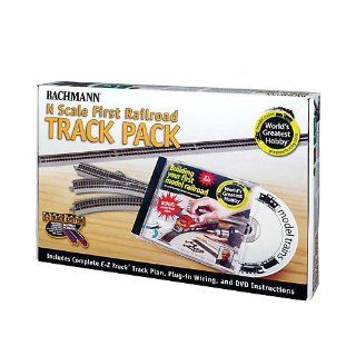 Bachmann World's Greatest Hobby Track Pack N Scale: Toys & Games