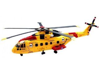 Sky Pilot Agusta Westland CH 149 Cormorant AW101 1:72 Diecast Model Helicopter: Toys & Games