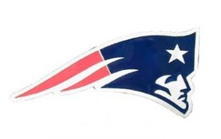 New England Patriots Logo Novelty Belt Buckle: Clothing
