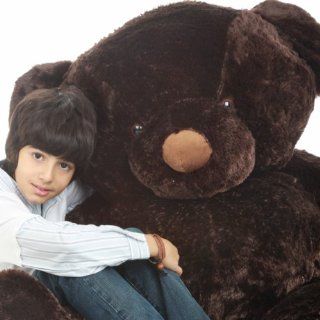 Munchkin Chubs 65" Big, Cuddly & Life Size, Dark Brown, Giant Teddy Plush Bear, by Teddy Bear: Toys & Games