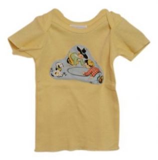 Vintage style Kids Playing Baby Girl Lap T shirt: Clothing