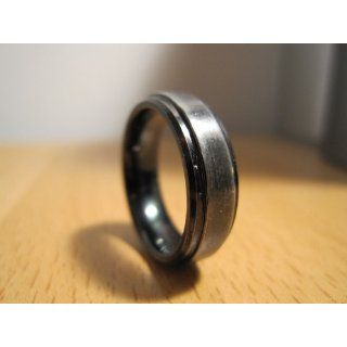 8MM Black High Polish / Matte Finish Men's Tungsten Ring Wedding Band Size 11.5: Jewelry