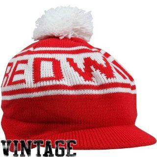 NHL Mitchell & Ness Detroit Red Wings NHL Vintage Winter Caddy Hat   Red : Baseball Caps : Sports & Outdoors