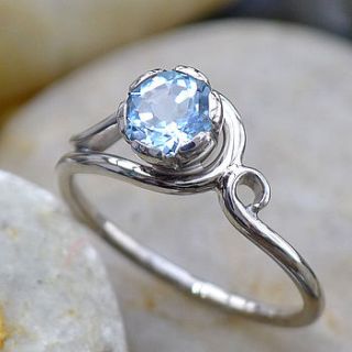 aquamarine ring in 18ct gold handmade to size by lilia nash jewellery
