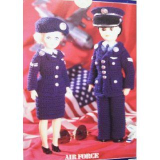 Crocheted Military Dolls Saluting the Men and Women of the U. S. Armed Forces: Carol; stratton, Brenda Alexander: Books
