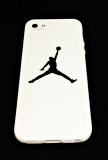 NEW IPHONE 5 MICHAEL JORDAN JUMPMAN LOGO SILICONE CASE COVER WHITE / BLACK: Cell Phones & Accessories