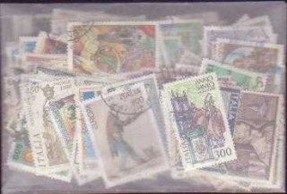 300 Italy Pictorials All Different stamps: Everything Else