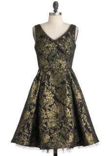 Gilding a Mystery Dress  Mod Retro Vintage Dresses