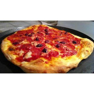 Pizza: Seasonal Recipes from Rome's Legendary Pizzarium: Gabriele Bonci, Elisia Menduni: 9780847840687: Books