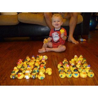 Lot of 50 Assorted Rubber Ducks [Toy]: Toys & Games