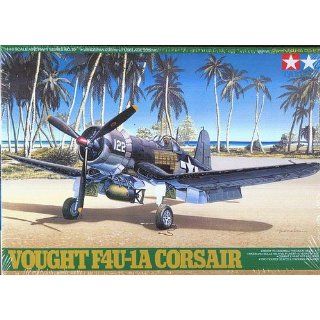 Tamiya Models Vought F4U 1A Corsair Model Kit: Toys & Games
