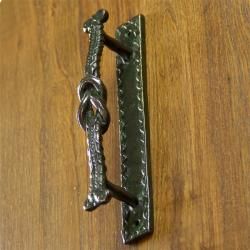 Iron Village Knot Handle (India) Accent Pieces