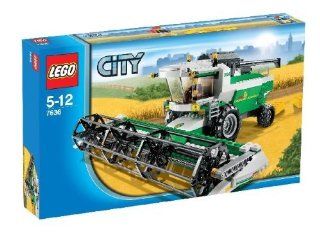 LEGO City 7636   Mhdrescher: Spielzeug